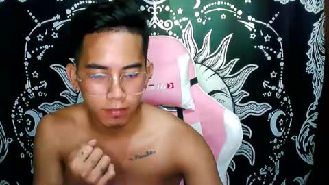 Snapshot of urhot_joshxx chatting on 02/12/25, 02:56 Josh online show from 02/12/25, 02:56