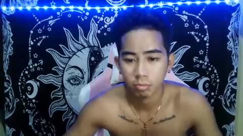 Snapshot of urhot_joshxx chatting on 03/03/25, 02:15 Josh online show from 03/03/25, 02:15