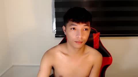 Snapshot of urhotethanxx chatting on 11/02/25, 03:36 Ethan online show from 11/02/25, 03:36