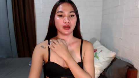 Snapshot of urhottylicious_cum chatting on 01/03/25, 09:04 urhottylicious_cum online show from 01/03/25, 09:04