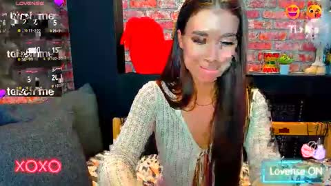 Snapshot of urjoyy chatting on 09/14/25, 01:54 Alice online show from 09/14/25, 01:54