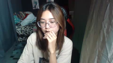 Snapshot of urlovelychinita chatting on 02/15/25, 06:44 urlovelychinita online show from 02/15/25, 06:44