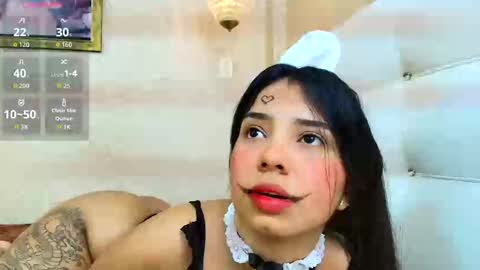 Love online show from 10/31/25, 08:43