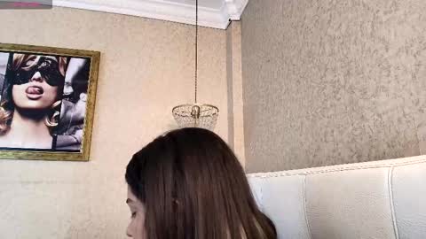 Love online show from 11/03/25, 08:32