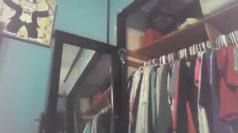 urls2025 online show from 10/03/25, 01:02