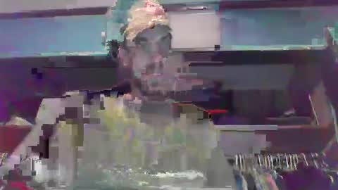 urls2025 online show from 10/08/25, 11:46