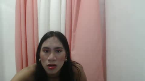 Snapshot of urnaughty_navea18 chatting on 02/08/25, 10:07 Navea online show from 02/08/25, 10:07