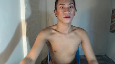 Snapshot of urnaughty_navea18 chatting on 02/20/25, 02:07 Navea online show from 02/20/25, 02:07