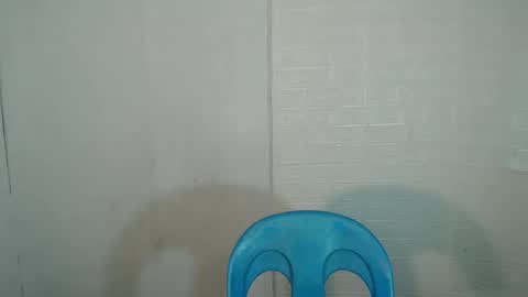 Snapshot of urnaughty_navea18 chatting on 03/04/25, 06:47 Navea online show from 03/04/25, 06:47