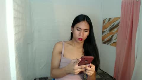 Snapshot of urnaughty_navea18 chatting on 03/07/25, 01:40 Navea online show from 03/07/25, 01:40