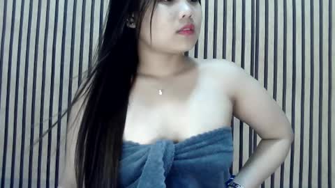 urpinaycutie online show from 02/20/25, 10:37