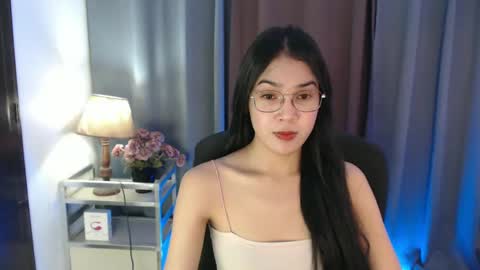 Snapshot of urpretty_nix chatting on 03/12/25, 07:06 Nix online show from 03/12/25, 07:06