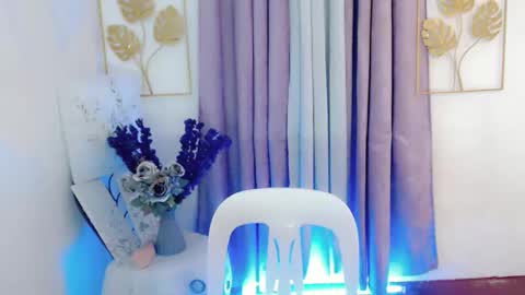 JUST CALL ME LLANA online show from 11/10/25, 05:12