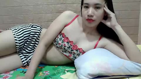 Snapshot of ursexychix_4u chatting on 02/07/25, 08:42 ursexychix_4u online show from 02/07/25, 08:42