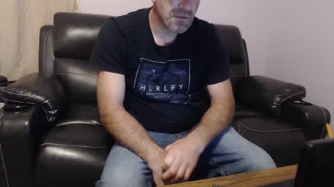 urslav75 online show from 10/07/25, 05:37