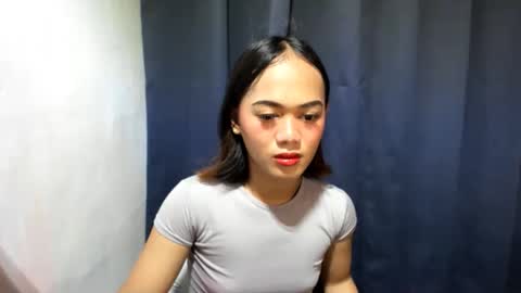 urslutty_mayie online show from 11/17/25, 01:00