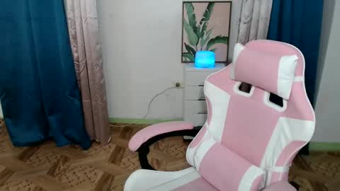 ursweet_zeviixx online show from 01/27/25, 04:52