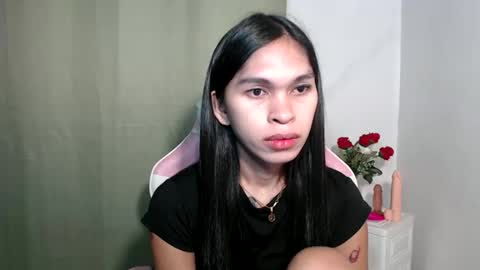 ursweet_zeviixx online show from 10/03/25, 12:02