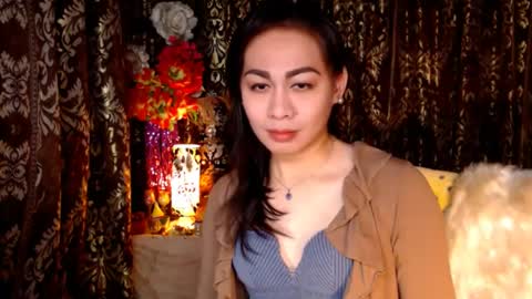 Snapshot of urtimelessbeauty chatting on 01/24/25, 09:58 Merca online show from 01/24/25, 09:58