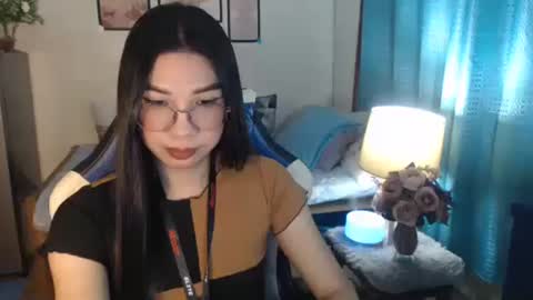 Ashley Kate Mateo Gray online show from 02/28/25, 02:31