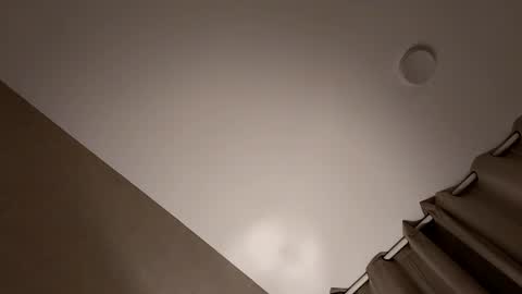 uwvvlvip online show from 10/18/25, 05:35