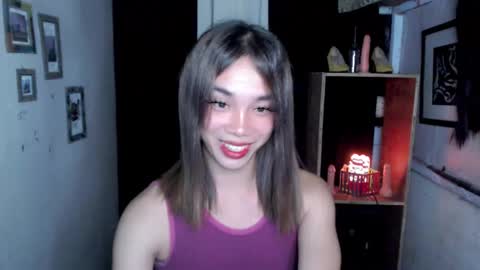 Snapshot of uxie_mew chatting on 10/27/25, 09:02 Ahn Chiyo online show from 10/27/25, 09:02