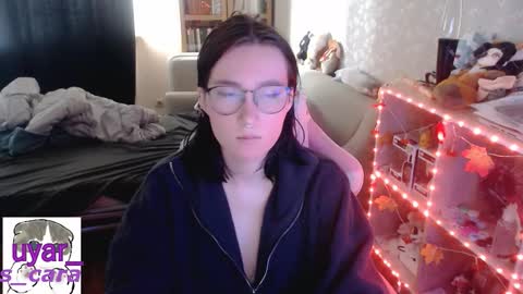 Cara online show from 10/19/25, 11:33