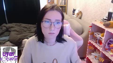 Cara online show from 11/17/25, 07:47