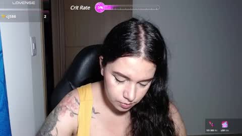 Snapshot of v_vennus chatting on 02/19/25, 06:44 Vennus online show from 02/19/25, 06:44