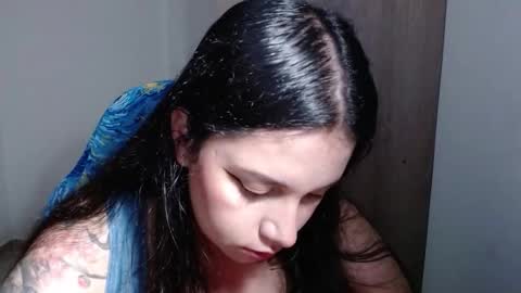 Vennus online show from 10/17/25, 07:00