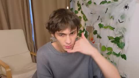 Valora online show from 10/30/25, 12:28