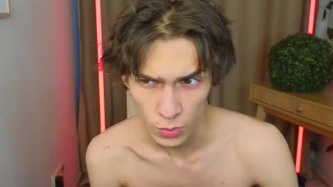 Valora online show from 11/19/25, 12:49