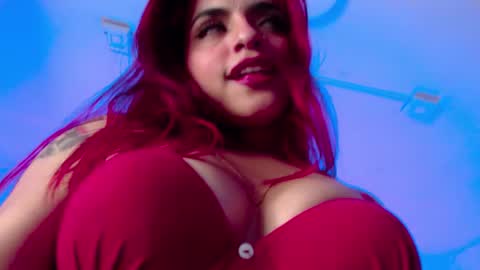 Snapshot of vaaleriee_miller_ chatting on 12/06/24, 05:22 valeriee miller online show from 12/06/24, 05:22