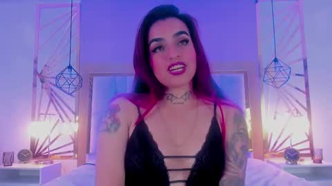 Snapshot of vaaleriee_miller_ chatting on 01/13/25, 07:10 valeriee miller online show from 01/13/25, 07:10