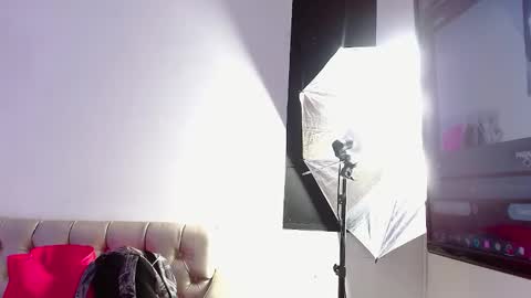 Snapshot of vaaleriee_miller_ chatting on 01/21/25, 11:02 valeriee miller online show from 01/21/25, 11:02