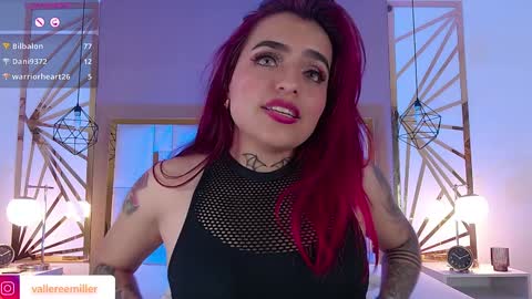 Snapshot of vaaleriee_miller_ chatting on 02/06/25, 12:54 valeriee miller online show from 02/06/25, 12:54
