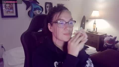 vagelicious online show from 10/06/25, 12:02