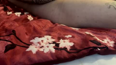 Snapshot of valdovinosr345 chatting on 10/26/25, 05:19 Daddy 007 online show from 10/26/25, 05:19