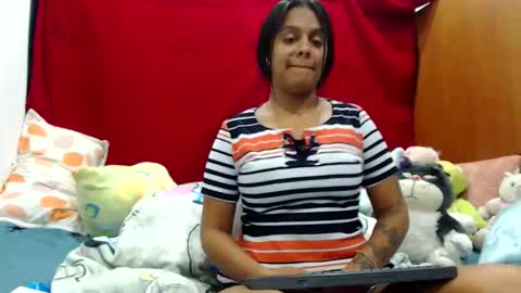 valen_oficial online show from 11/07/25, 11:16