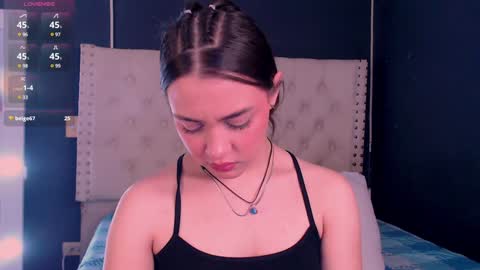 IG-valen mendoza99  twitter valenthompson99 online show from 01/04/25, 12:27