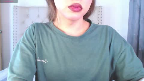 IG-valen mendoza99  twitter valenthompson99 online show from 09/21/25, 12:56