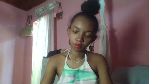 Snapshot of valencia302364 chatting on 03/12/25, 06:29 valencia302364 online show from 03/12/25, 06:29