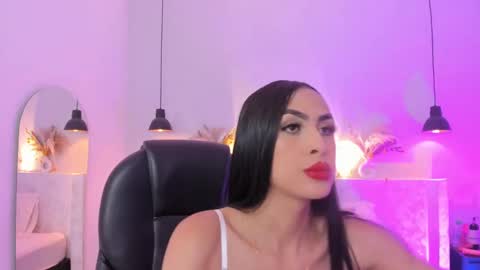 Valentina online show from 02/12/25, 12:33