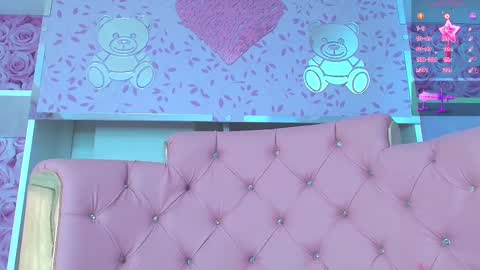 Snapshot of valentina_cortes72 chatting on 03/01/25, 10:21 Valentina online show from 03/01/25, 10:21