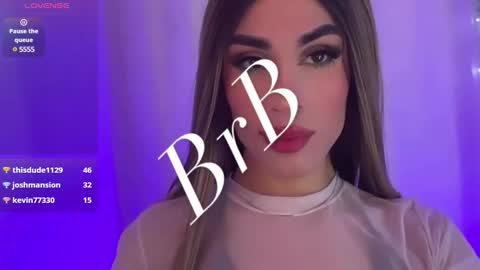 Snapshot of valentina_gaviria_ chatting on 12/15/24, 08:19 VALENTINA GAVIRIA online show from 12/15/24, 08:19