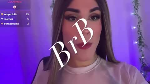 Snapshot of valentina_gaviria_ chatting on 12/23/24, 08:25 VALENTINA GAVIRIA online show from 12/23/24, 08:25