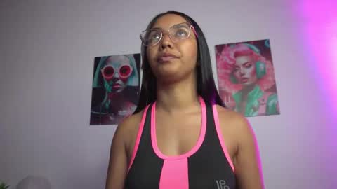 VALENTINA online show from 10/14/25, 12:06