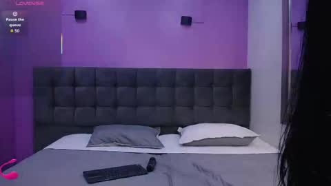 Snapshot of valentinajaramilloo chatting on 10/31/25, 01:23 ValentinaJaramilloo online show from 10/31/25, 01:23