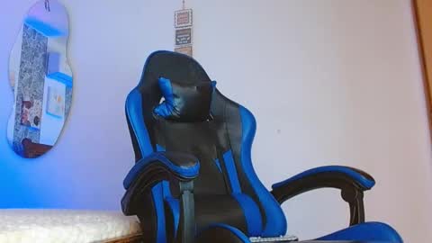 Mistery Guy online show from 10/30/25, 12:56