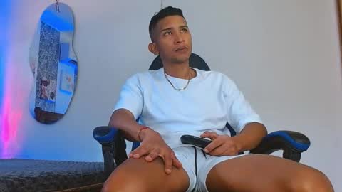 Mistery Guy online show from 11/07/25, 03:45